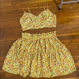 Two piece skirt set